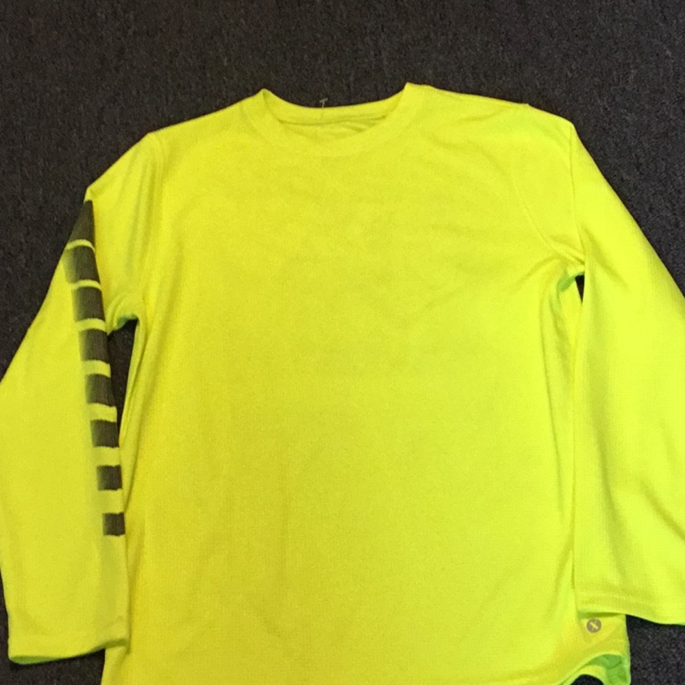 XERSION BOY SHIRT.